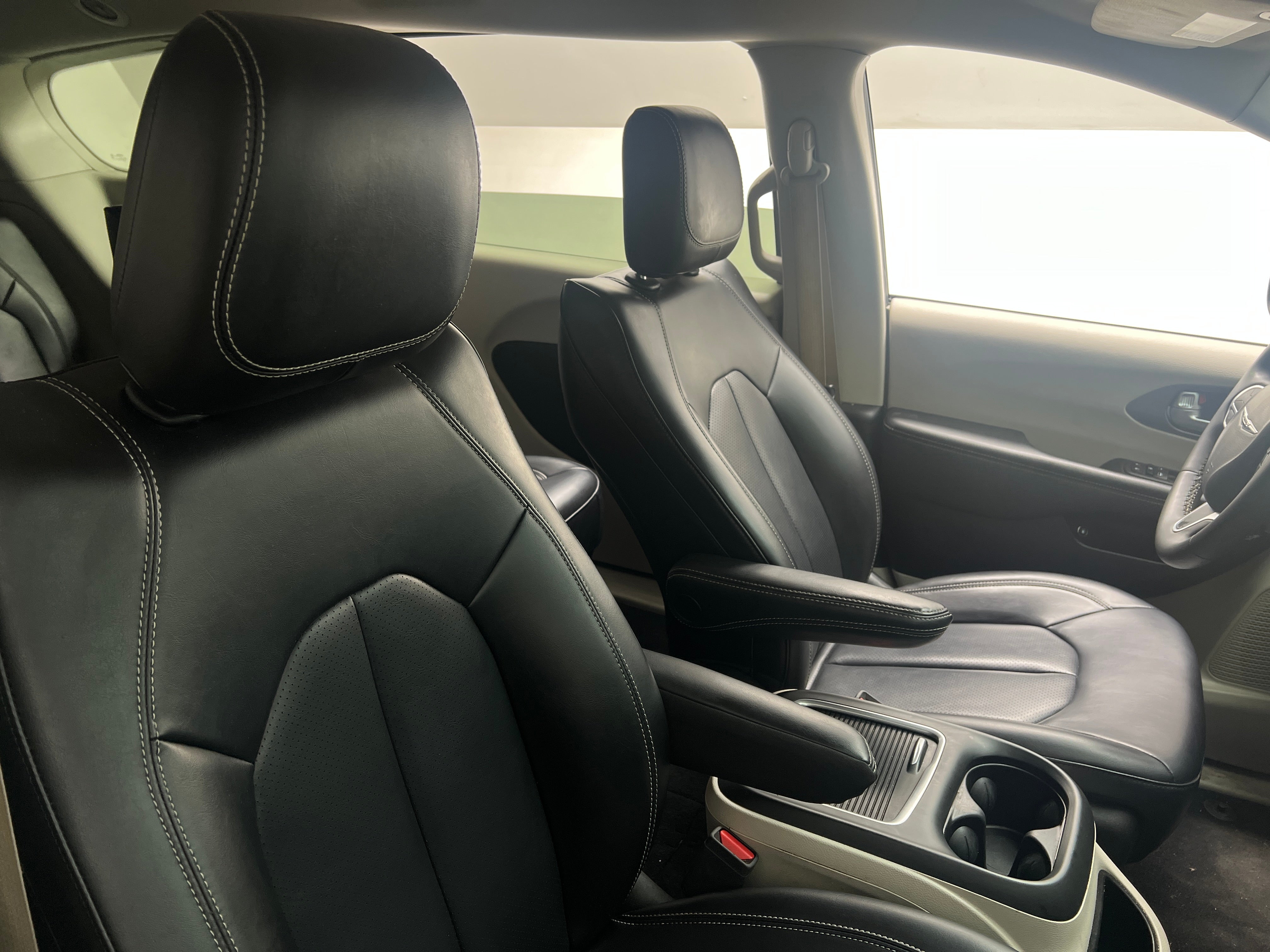 chrysler pacifica hybrid 2023 2C4RC1L76PR595286 image chrysler pacifica hybrid 2023 2C4RC1L76PR595286 image